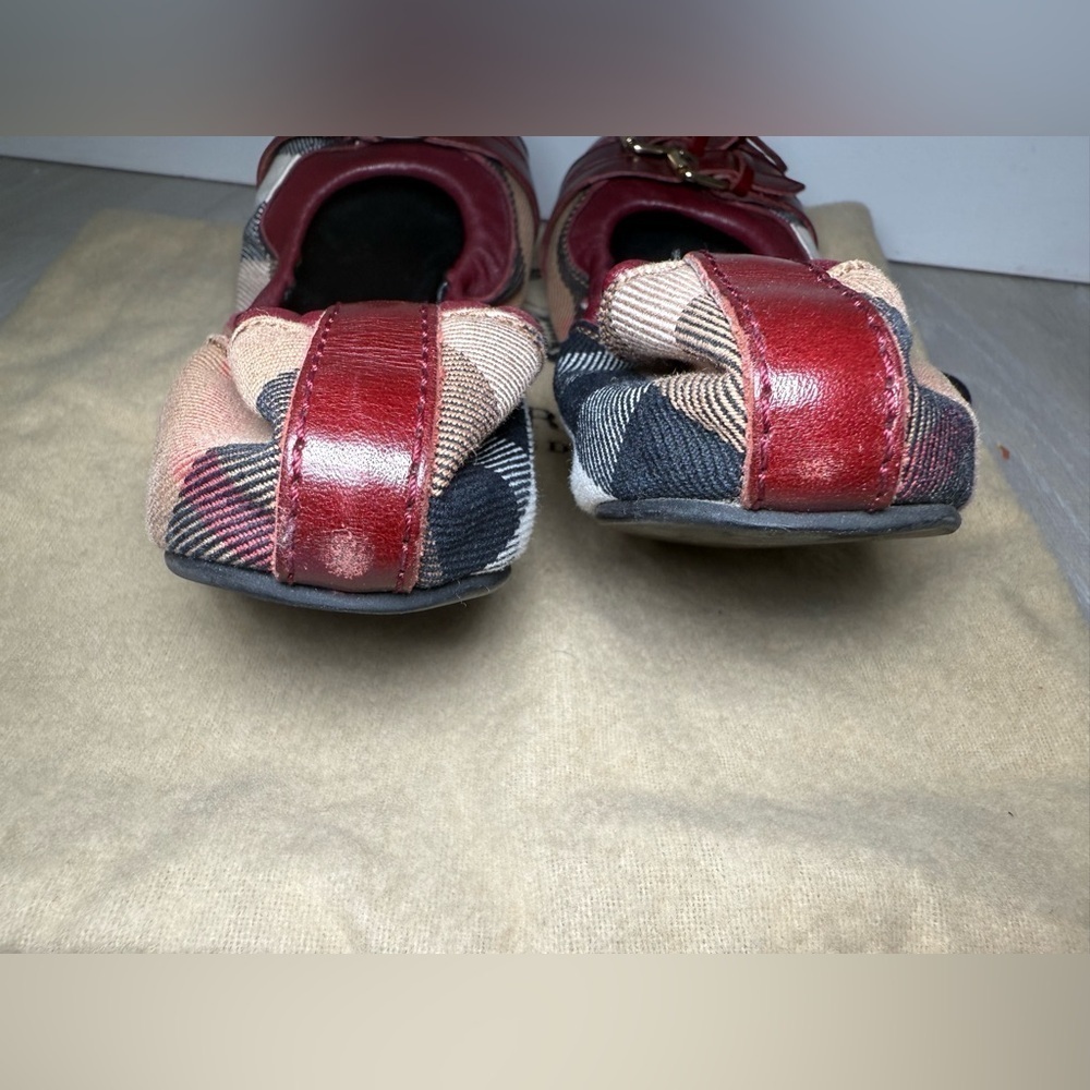 Burberry Bridle Housecheck Plaid Falcony Ballet Flat Sz 35 US 5 Triple Buckle - Picture 12 of 14